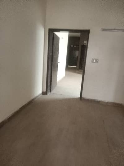 OLD HOUSE AVALIABLE FOR SALE