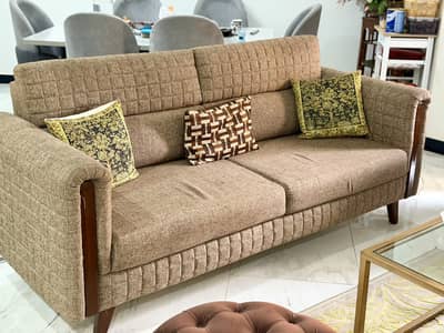 Sparingly used 5 Seater Sofa set, in excellent condition & low rates.