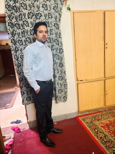 house helper guard ki job chahye koi b Kam ho Karo ga