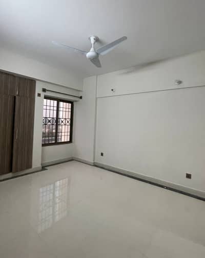 4 bed non furnished apartment available for rent in gulberg green islamabad