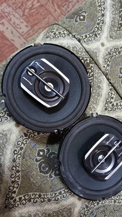 alto VXL back door speakers or dashboard panel fitting