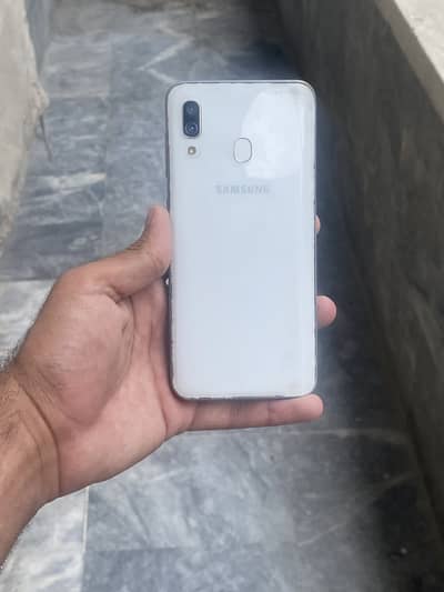 Samsung a30 3GB 32GB fix price