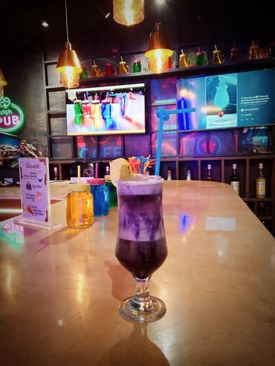 Barista Bartender restaurant shift manager