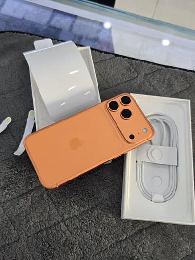 17 pro max 256gb lla model