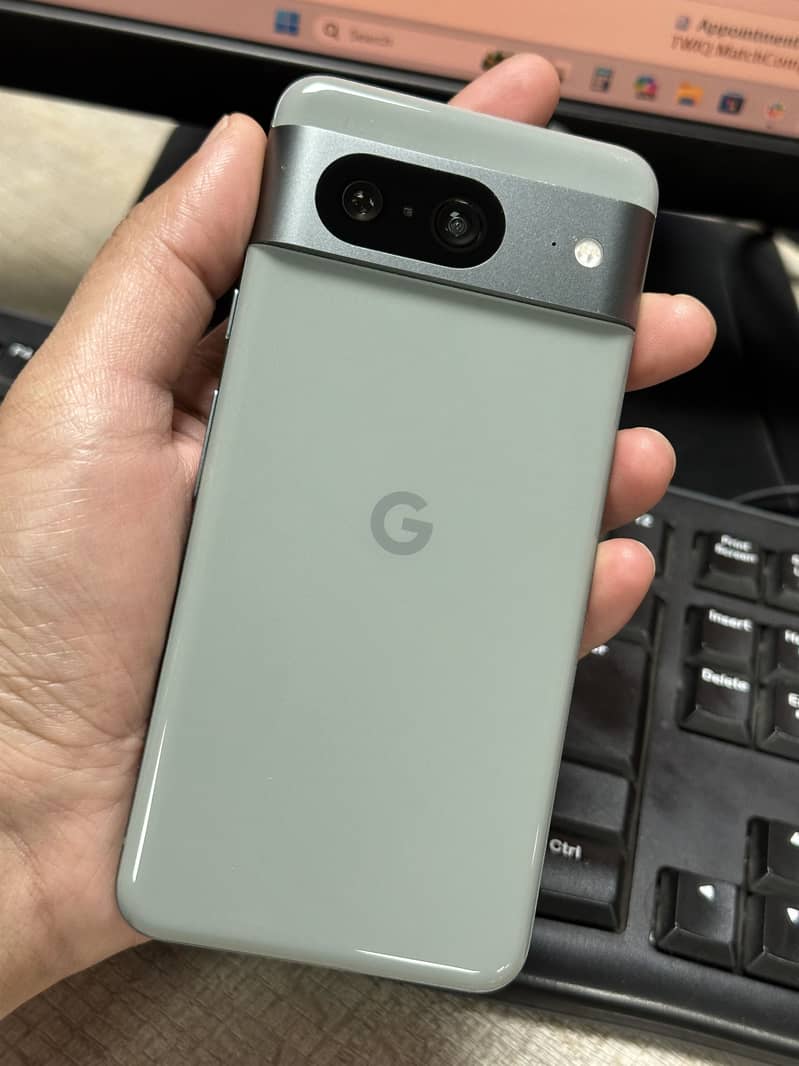 Google pixel 8 3