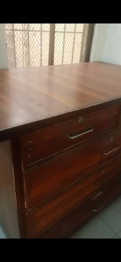 drawer storage table