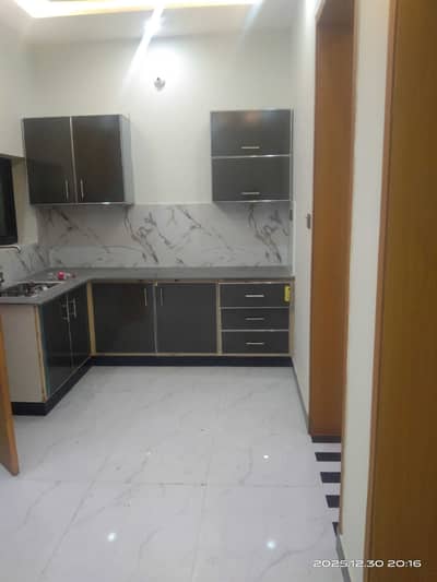 3 MARLA SACEND FLOOR BRAND NEW