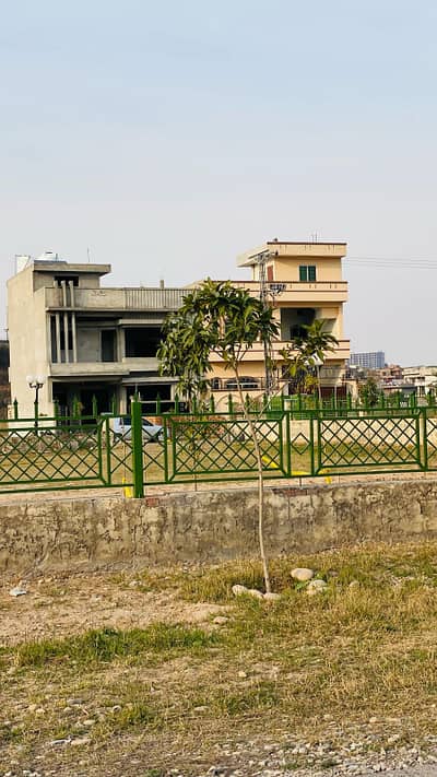 CORNER DEVELOP LEVEL PLOT WITH 2 STREET FOR SALE ON BEST PRICE