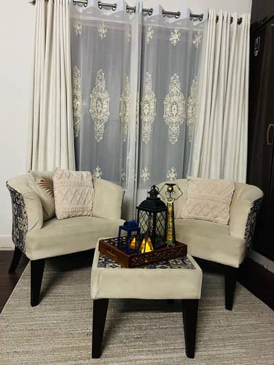 Coffee chairs and table