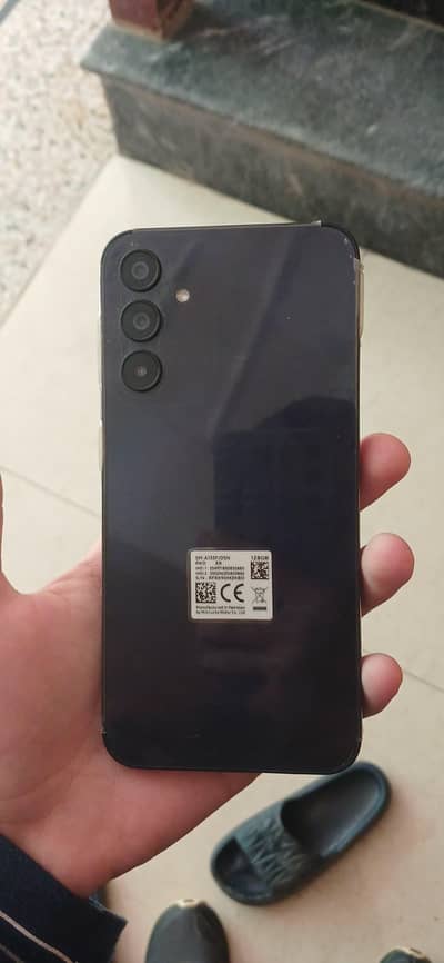 Samsung A15 4g only few months used almost brand new