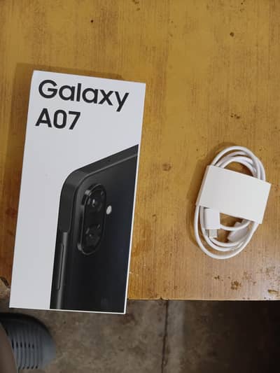 samsung a07 brand  new  10  10 condition  7. day used  4 64