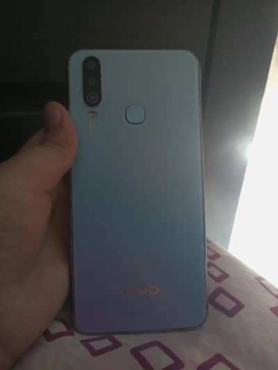 Vivo y17 8/256 frnt glass crack hai panel p lines he bki mobile ok hai
