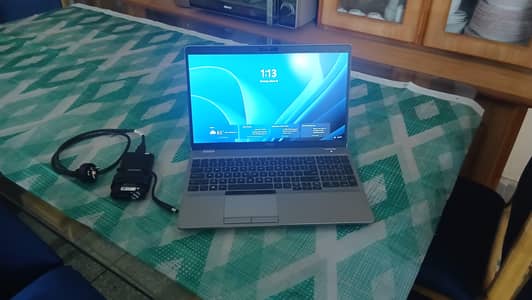 Dell precision 3551 16/512 GB , 10th Gen Intel  i7 , 4 GB Graphic card