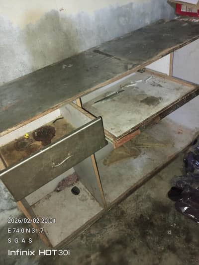 MOBILE REPAIRING COUNTER