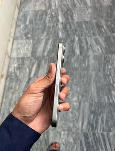 iPhone 15 pro max non pta fu LLA