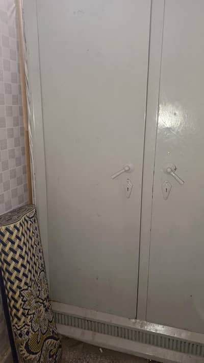 Big Paiti , big iron almari