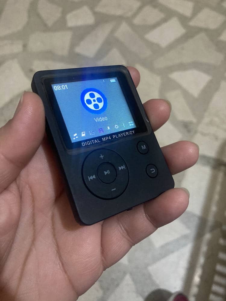 mp4 player 4