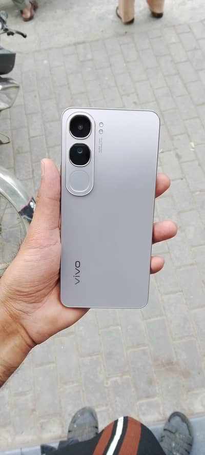 vivo y200 8/256