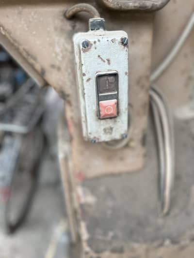 Atom italy hydraulic press cutting machine