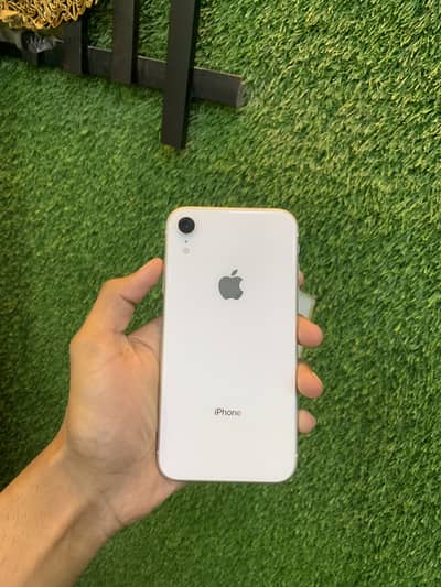 Apple iPhone XR