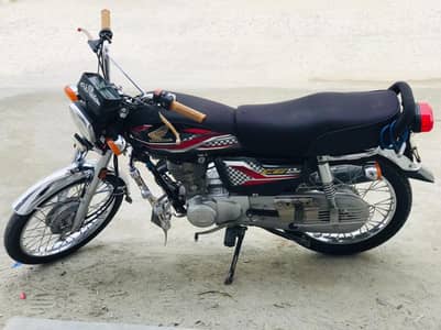Honda 125 black 2024 modle