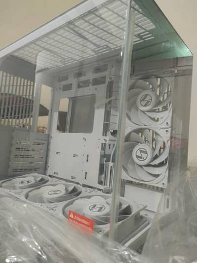 Pc case Lian li dynamic V2 flow (white)