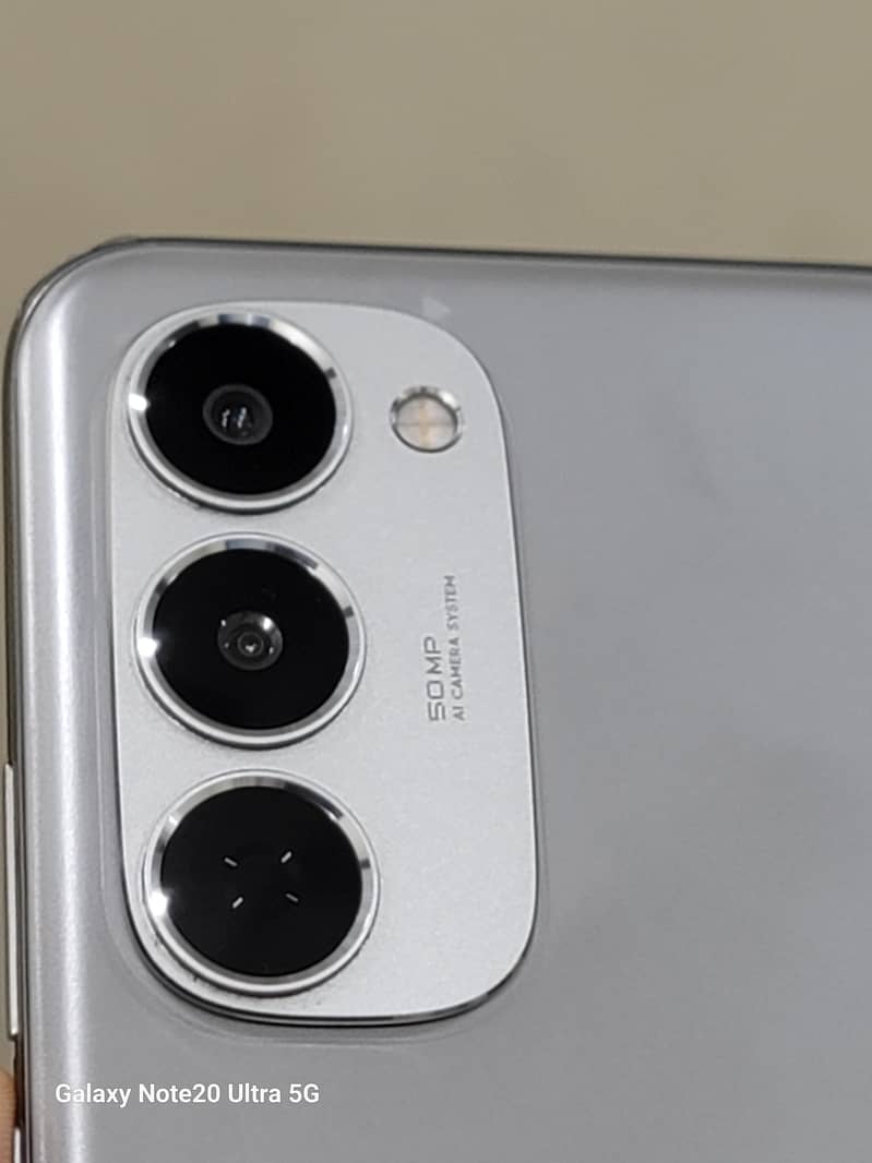 Tecno spark 40 pro plus 2