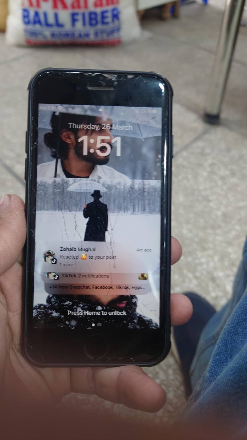 Apple iphone 8 4