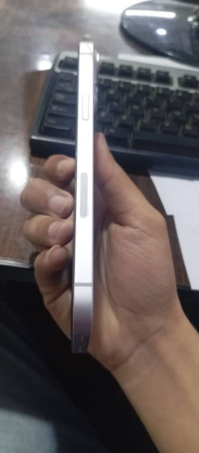 Iphone 14plus JV 10/10 cndtn no open no repair 84% btry health 128 Gb