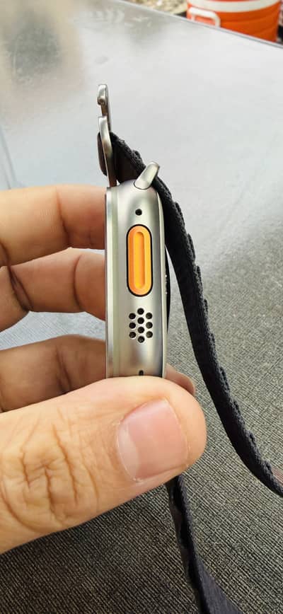 APPLE WATCH ULTRA 2    49MM NATURAL TITANIUM