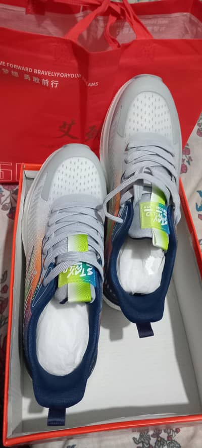 beautiful joggers(0/3/3/2/5/4/7/3/1/6/3)