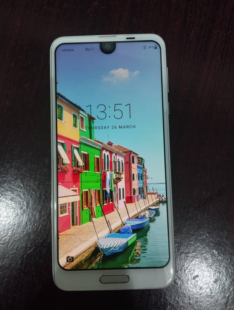 Sharp Aquos r2 1