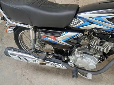 Honda 125 2025 model black colour