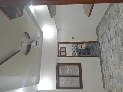 2BED LOUNCH 1ST FLOOR FULLY RENOVATED FLATE AVAILABLE FOR RENT