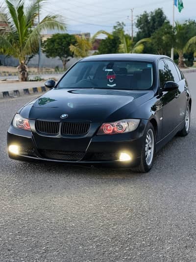BMW 320i 2005