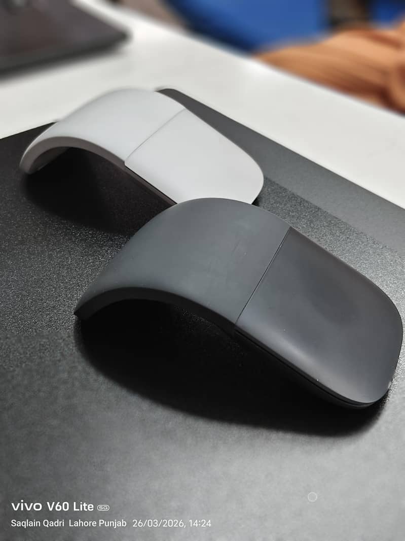 Microsoft Arc mouse 0
