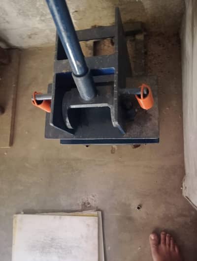 Hawai chappal making machine