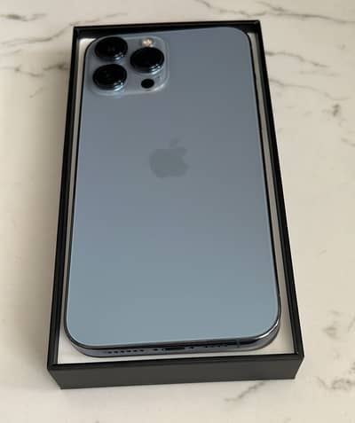 i fone 13pro Max used 10/10 BH 87%