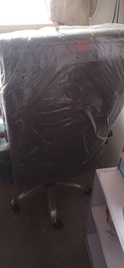 chair office ky liye shop ky liye