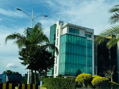 5 Kanal Developed & Possession Farmhouse Plot For Sale In A Block, Gulberg Greens Islamabad Prime Location