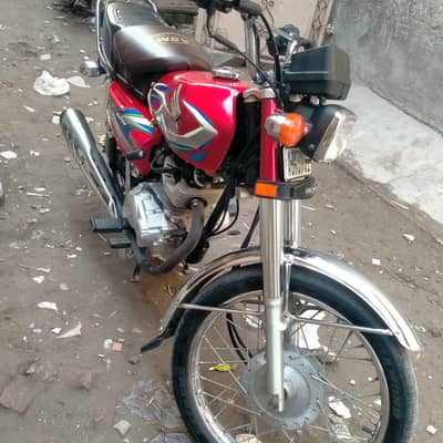 Honda 125 ( low milage)