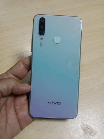 Vivo Y17