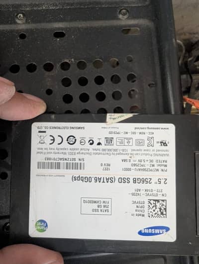 256GB Samsung SSD PM830 2.5"