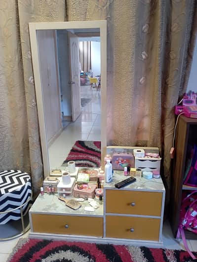 Dressing Mirror with three Drawers