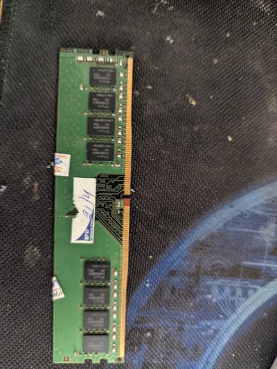 16GB DDR4 Samsung RAM | 2133MHz |