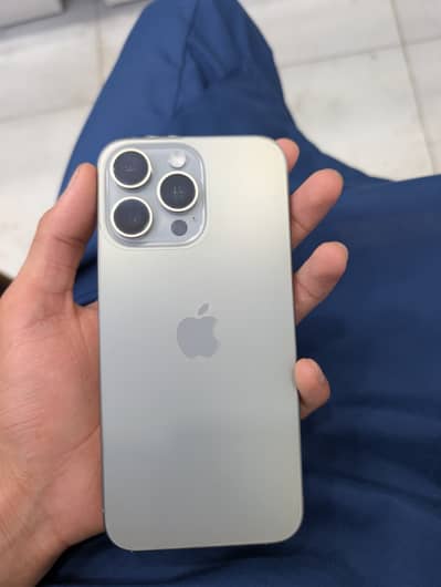 I phone 15 pro max natural titanium fu physical + esim