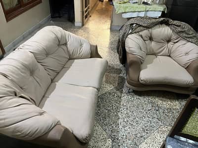 7 seater sofa + table