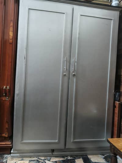 wardrobe almari