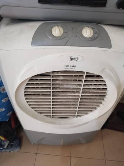 moter khraab hey Fan ki baki all ok hey plastic body water pump