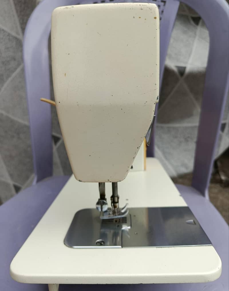 Privilege Sewing Machine 3